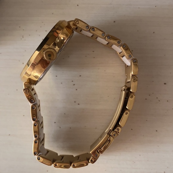 Kenneth Cole Watch - Picture 5 of 6